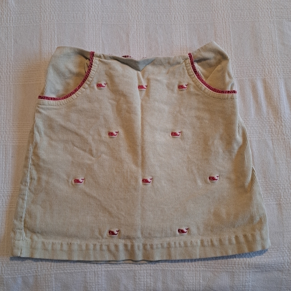 Vineyard Vines girls size 12 tan corduroy skirt with allover embroidered whales